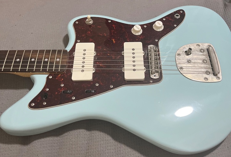 Classic Vibe 60s Jazzmaster®（ピアノ・楽器・PA機材）の商品画像 - 査定依頼日：2026年8月26日 - 最高査定価格：35,000円