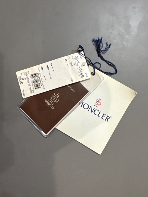 モンクレール　BADIA00（古着・ファッション）の商品画像 - 査定依頼日：2026年1月16日 - 最高査定価格：20,000円