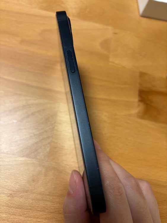 iPhone iPhone 13 128GB SIMフリー（スマホ）の商品画像 - 査定依頼日：2026年10月2日 - 最高査定価格：31,000円
