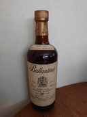 バランタイン３０年　750ml（お酒）の商品画像 - 査定依頼日：2021年2月3日 - 最高査定価格：16,000円