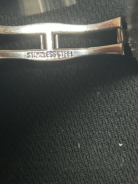 フランクミュラー トノウカーベックス （高級時計）の商品画像 - 査定依頼日：2025年5月30日 - 最高査定価格：100,000円