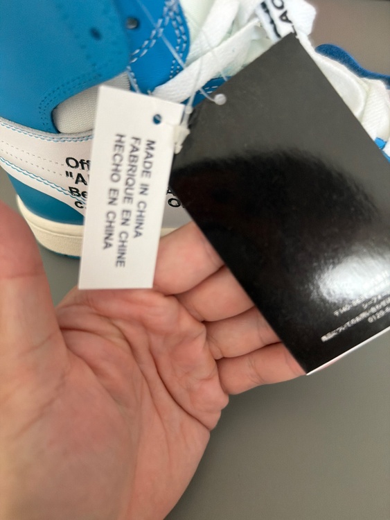 AIR JORDAN 1X OFF-WHITE NRG（古着・ファッション）の商品画像 - 査定依頼日：2026年9月6日 - 最高査定価格：120,000円