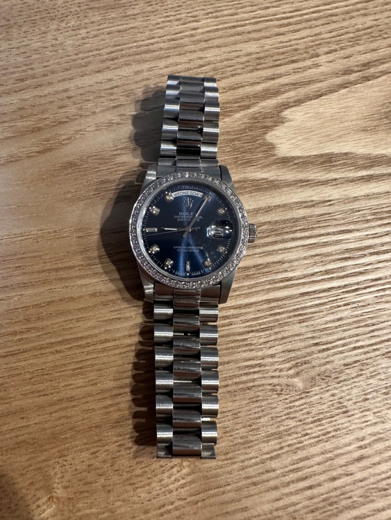 ロレックス デイデイト （高級時計）の商品画像 - 査定依頼日：2025年6月9日 - 最高査定価格：3,000,000円