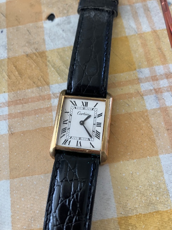 カルティエ タンク （高級時計）の商品画像 - 査定依頼日：2026年3月30日 - 最高査定価格：180,000円