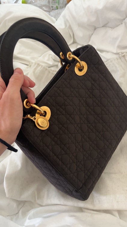 dior カナージュ ナイロン（ブランドバッグ）の商品画像 - 査定依頼日：2025年7月28日 - 最高査定価格：100,000円