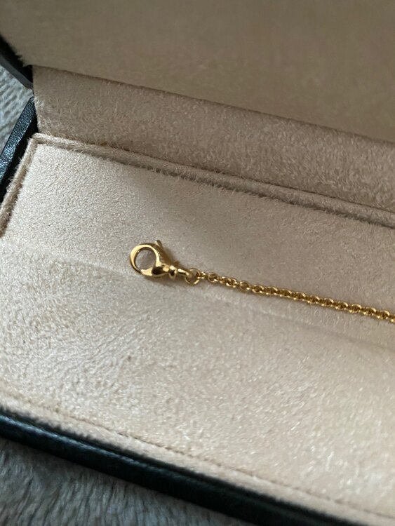 BVLGARI ビーゼロワン（金・貴金属）の商品画像 - 査定依頼日：2025年1月24日 - 最高査定価格：200,000円