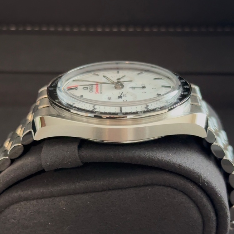 オメガ スピードマスター （高級時計）の商品画像 - 査定依頼日：2025年6月12日 - 最高査定価格：1,010,000円