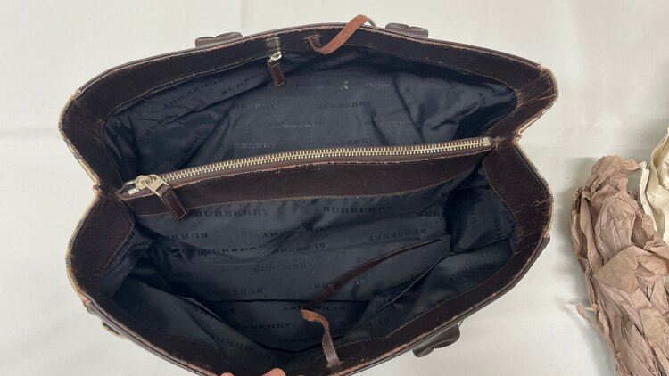その他 バーバリー （ブランドバッグ）の商品画像 - 査定依頼日：2025年5月20日 - 最高査定価格：8,000円