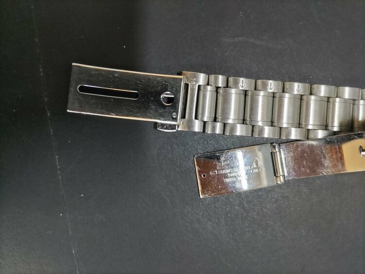 オメガ スピードマスター （高級時計）の商品画像 - 査定依頼日：2026年1月21日 - 最高査定価格：300,000円