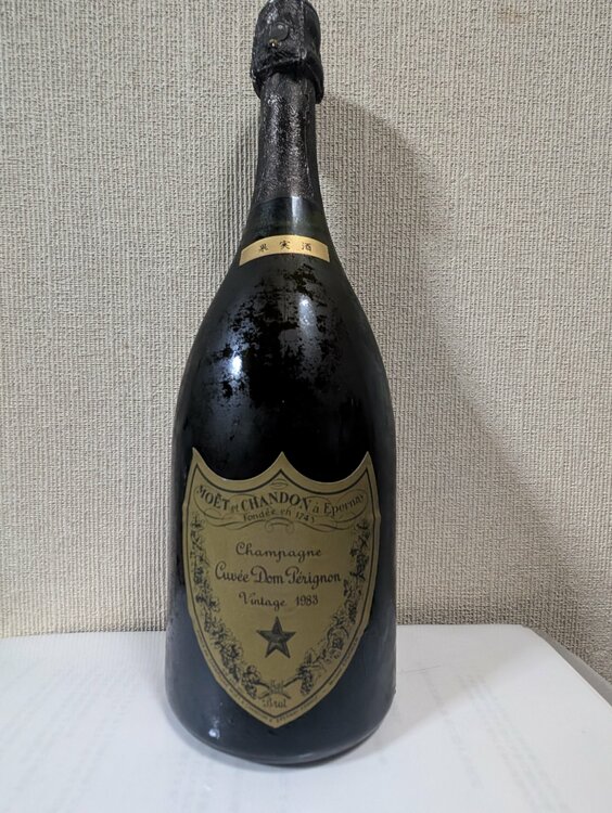 １９８３年ビンテージ（お酒）の商品画像 - 査定依頼日：2026年6月28日 - 最高査定価格：32,000円