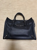 ペーパー（ブランドバッグ）の商品画像 - 査定依頼日：2025年10月28日 - 最高査定価格：90,000円