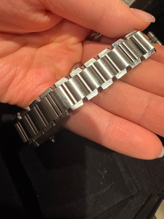 カルティエ タンク （高級時計）の商品画像 - 査定依頼日：2026年1月19日 - 最高査定価格：410,000円