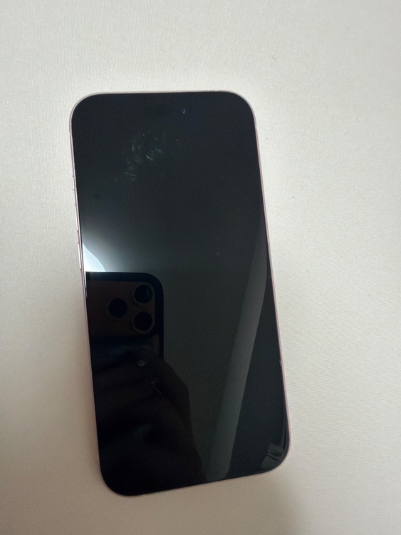 iPhone 15 256GB Softbank（スマホ）の商品画像 - 査定依頼日：2026年1月19日 - 最高査定価格：64,000円