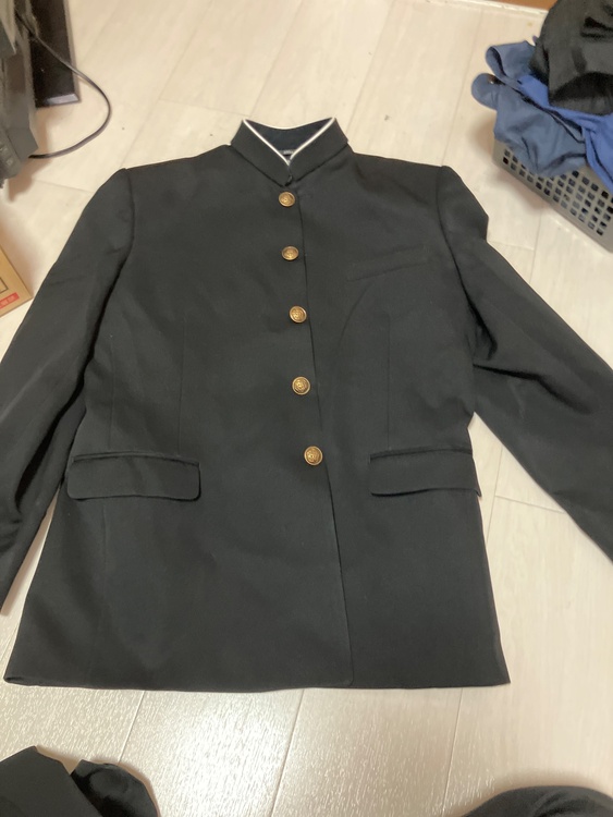 中学校の制服（古着・ファッション）の商品画像 - 査定依頼日：2026年7月23日 - 最高査定価格：100,000円