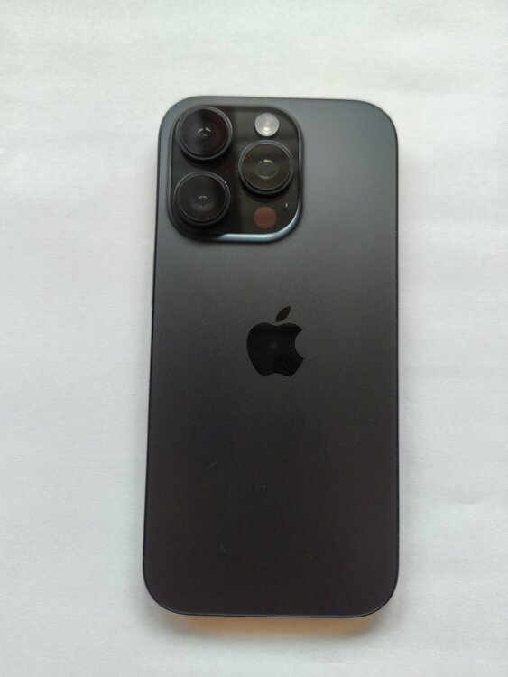 iPhone iPhone 16 Pro 128GB SIMフリー（スマホ）の商品画像 - 査定依頼日：2026年10月4日 - 最高査定価格：112,000円