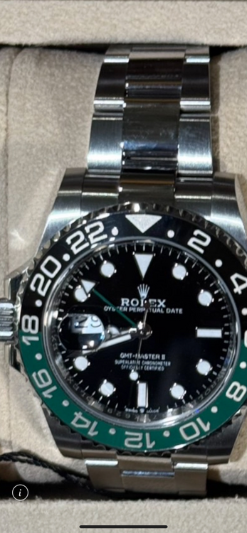 gmtマスター2 レフティ（高級時計）の商品画像 - 査定依頼日：2025年7月2日 - 最高査定価格：2,400,000円