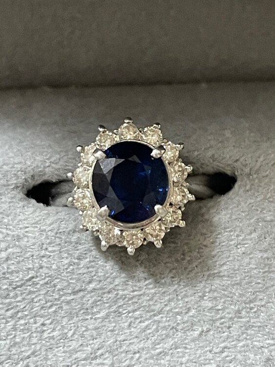 サファイア指輪（宝石）の商品画像 - 査定依頼日：2025年3月11日 - 最高査定価格：65,000円