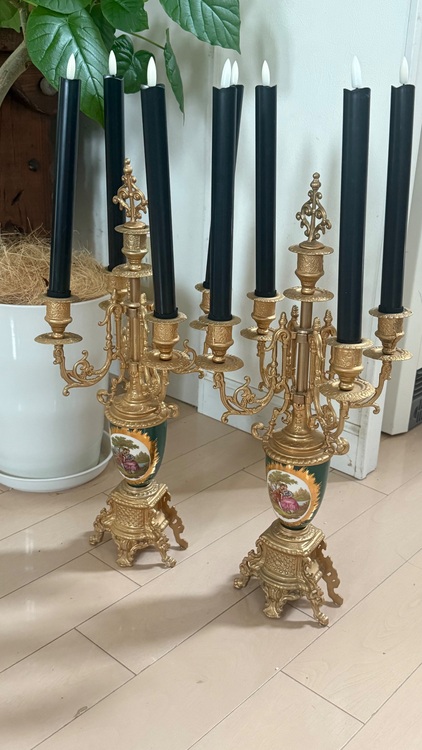 イタリア製 燭台（美術品・骨董品）の商品画像 - 査定依頼日：2025年11月25日 - 最高査定価格：10,000円