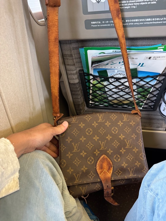 カルトシエール（ブランドバッグ）の商品画像 - 査定依頼日：2025年9月11日 - 最高査定価格：15,000円