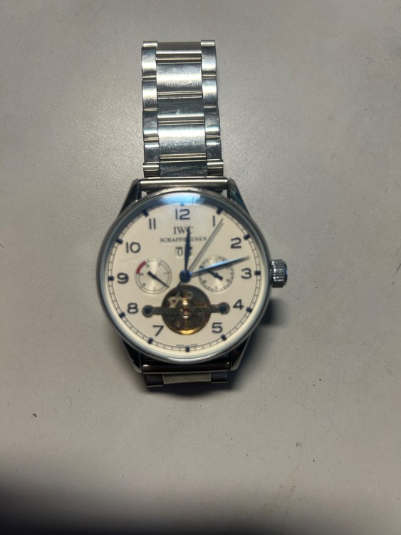 IWC その他 （高級時計）の商品画像 - 査定依頼日：2025年8月24日 - 最高査定価格：100,000円