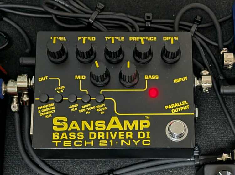 Bass Driver DI V2（ピアノ・楽器・PA機材）の商品画像 - 査定依頼日：2026年5月26日 - 最高査定価格：20,100円