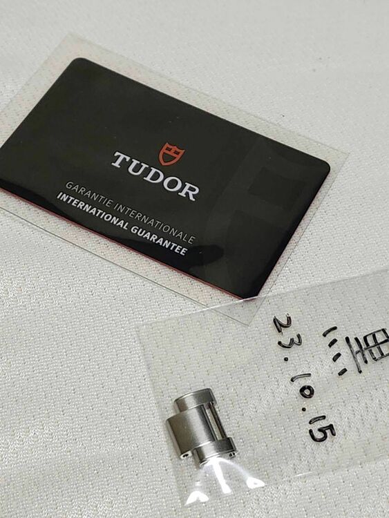 ブラックベイ（高級時計）の商品画像 - 査定依頼日：2025年6月11日 - 最高査定価格：330,000円