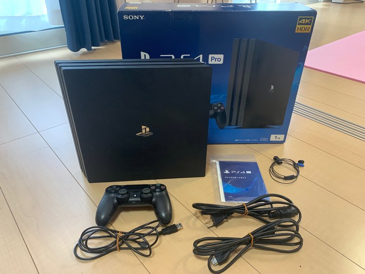 PS4 Pro 1TB（ゲーム機本体・ゲームソフト）の商品画像 - 査定依頼日：2023年9月16日 - 最高査定価格：14,000円