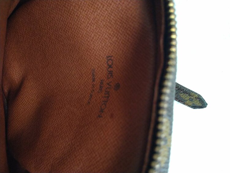 ショルダーバック（ブランドバッグ）の商品画像 - 査定依頼日：2026年3月23日 - 最高査定価格：42,000円