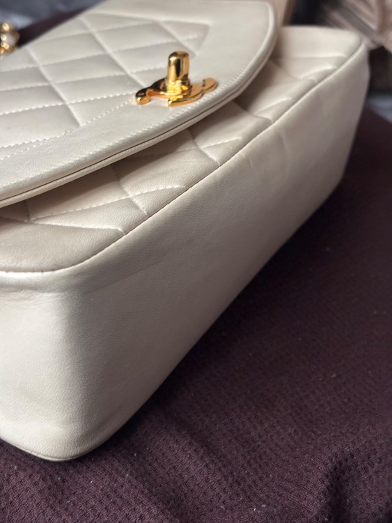 シャネル シャネル(その他) （ブランドバッグ）の商品画像 - 査定依頼日：2025年11月30日 - 最高査定価格：200,000円