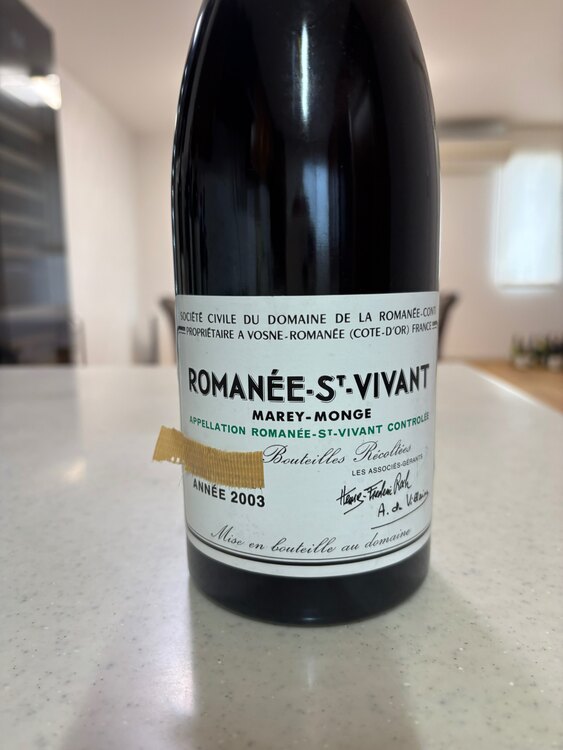 DRCロマネ•サン•ヴィヴァン（お酒）の商品画像 - 査定依頼日：2025年3月23日 - 最高査定価格：330,000円