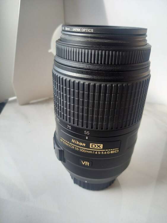 Nikon DX 55-300mm f/4.5-5.6G ED VR（カメラ）の商品画像 - 査定依頼日：2025年5月28日 - 最高査定価格：5,000円