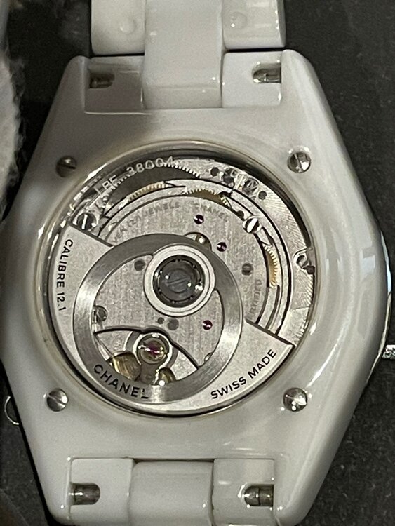 J12 ファントム（高級時計）の商品画像 - 査定依頼日：2025年5月15日 - 最高査定価格：550,000円