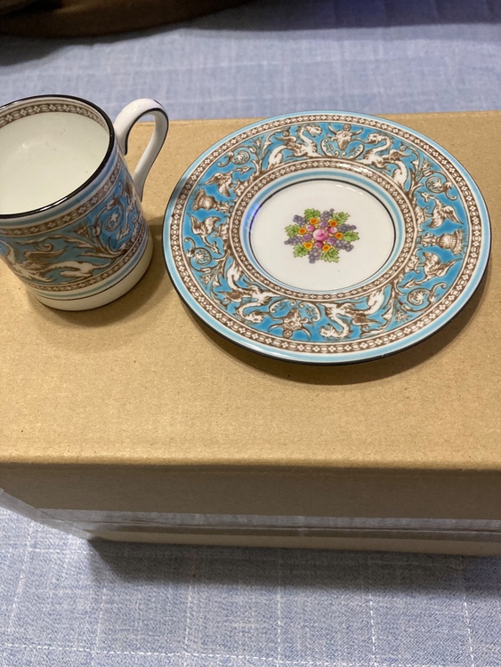 ウエッジウッド（食器）の商品画像 - 査定依頼日：2026年6月30日 - 最高査定価格：2,000円