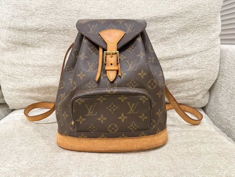 モンスリ（ブランドバッグ）の商品画像 - 査定依頼日：2026年4月16日 - 最高査定価格：95,000円