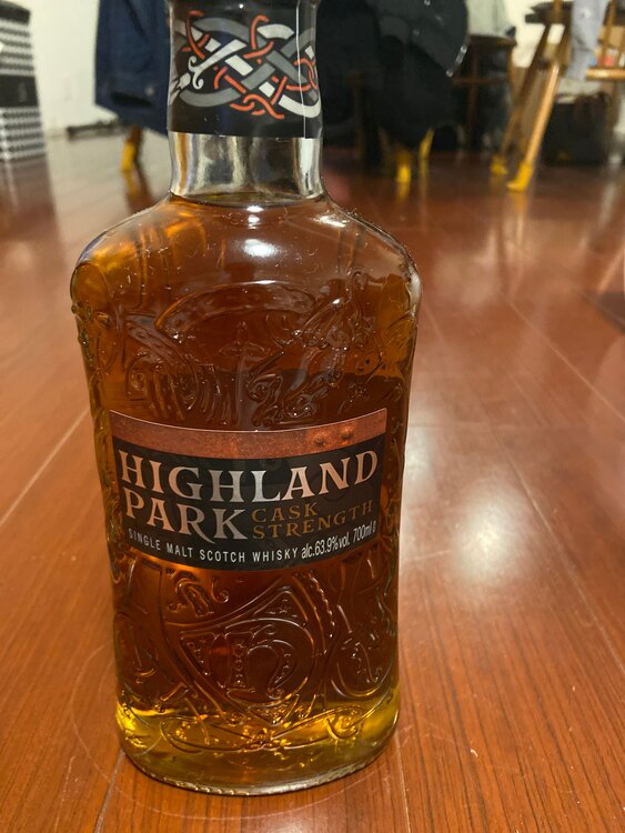 ハイランドパークカスクストレングス（お酒）の商品画像 - 査定依頼日：2025年4月7日 - 最高査定価格：6,000円