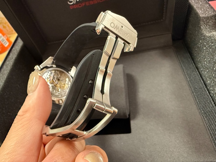 オメガ スピードマスター （高級時計）の商品画像 - 査定依頼日：2025年10月1日 - 最高査定価格：1,100,000円