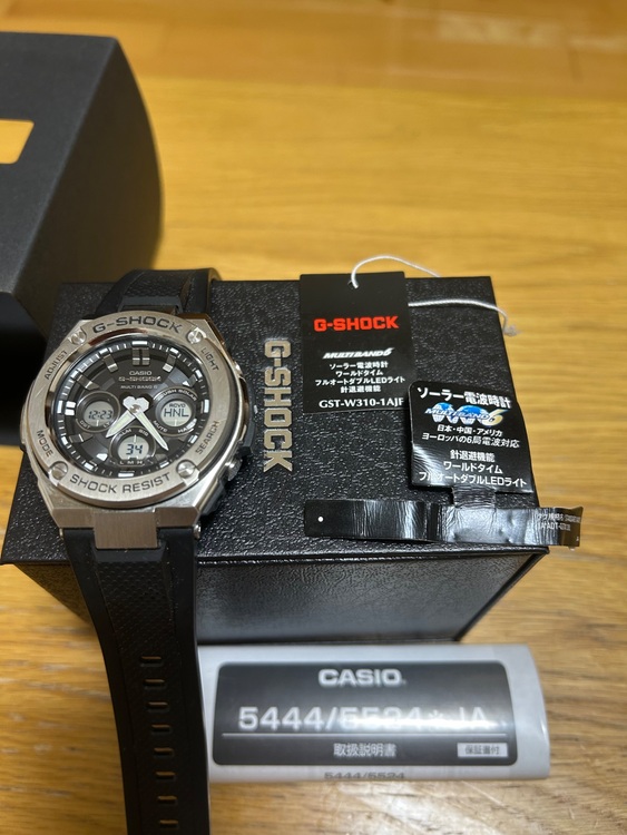 G-SHOCK その他 GST-W310-1AJF（高級時計）の商品画像 - 査定依頼日：2025年10月30日 - 最高査定価格：5,000円