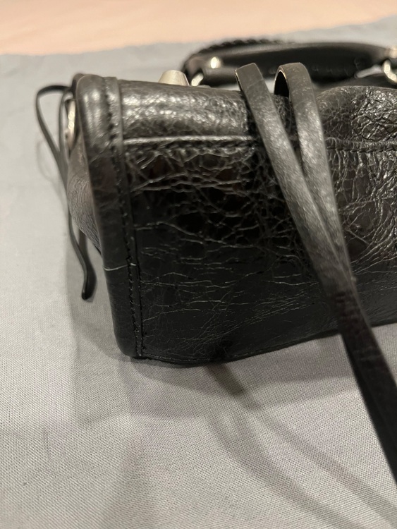 le city（ブランドバッグ）の商品画像 - 査定依頼日：2025年11月30日 - 最高査定価格：170,000円