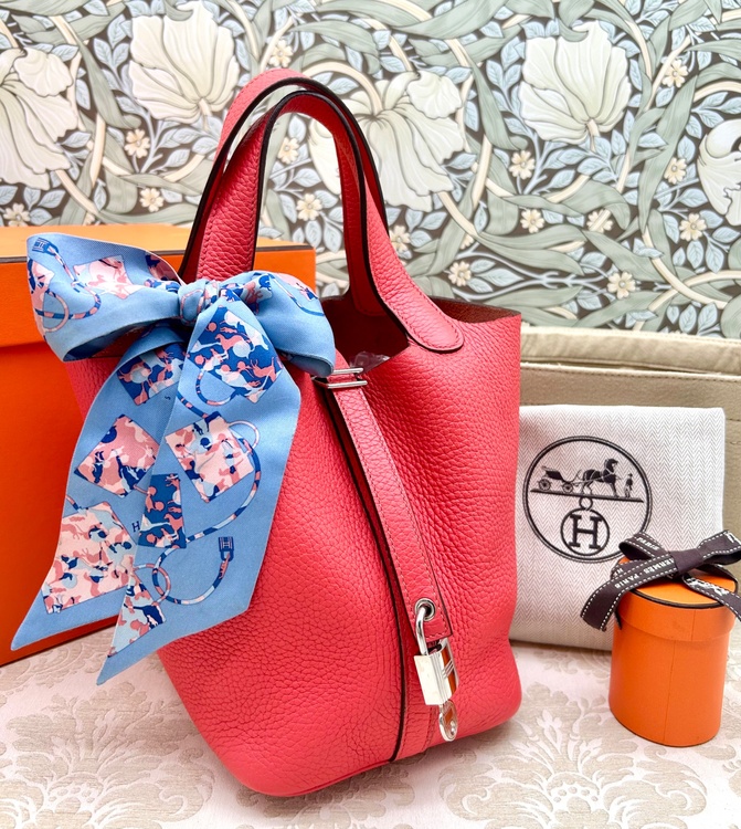 ピコタンロックpm（ブランドバッグ）の商品画像 - 査定依頼日：2026年2月21日 - 最高査定価格：400,000円