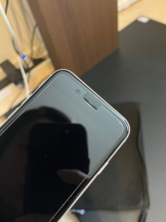 iPhone SE (第 3 世代) 128GB SIMフリー（スマホ）の商品画像 - 査定依頼日：2025年4月13日 - 最高査定価格：24,000円