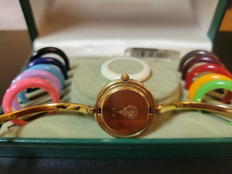 GUCCI グッチ レディース腕時計 バングルウォッチ 替えベゼル一部・箱付き（ブランド財布・小物）の商品画像 - 査定依頼日：2026年8月24日 - 最高査定価格：80,000円