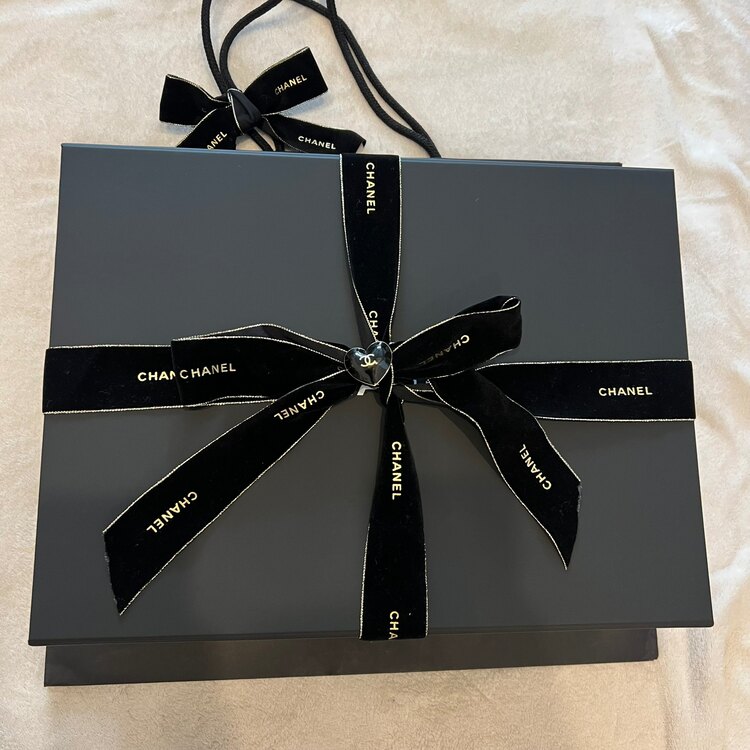 CHANEL22 ミディアム　ハンドバッグ（ブランドバッグ）の商品画像 - 査定依頼日：2025年1月21日 - 最高査定価格：680,000円