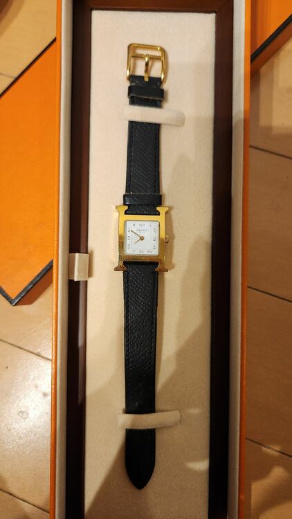 HERMES エルメス Hウォッチ（高級時計）の商品画像 - 査定依頼日：2025年9月21日 - 最高査定価格：60,000円