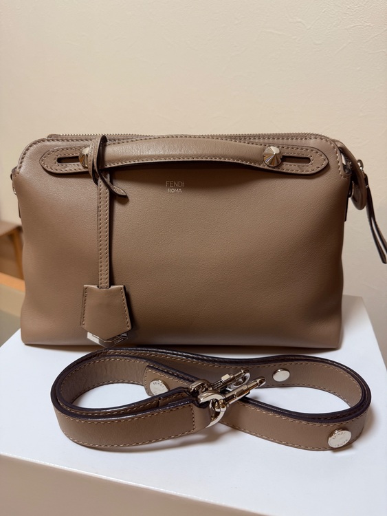 フェンディ  （ブランドバッグ）の商品画像 - 査定依頼日：2025年10月1日 - 最高査定価格：72,000円