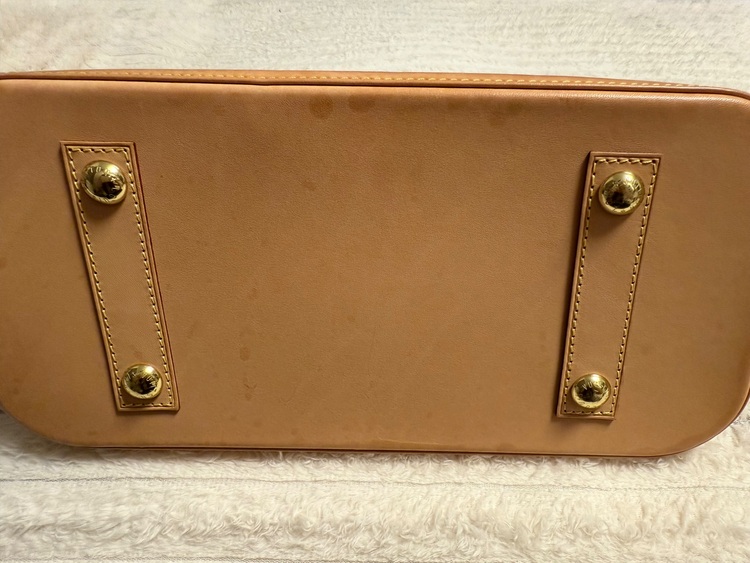 ルイヴィトン アルマ （ブランドバッグ）の商品画像 - 査定依頼日：2025年6月28日 - 最高査定価格：70,000円