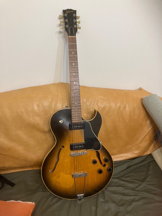 ES-135（ピアノ・楽器・PA機材）の商品画像 - 査定依頼日：2026年4月27日 - 最高査定価格：200,000円