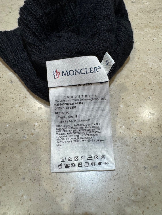 帽子、ニット帽（古着・ファッション）の商品画像 - 査定依頼日：2026年2月19日 - 最高査定価格：8,000円