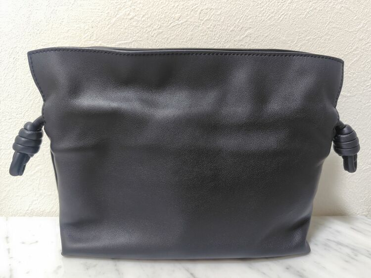 LOEWE フラメンコミニクラッチショルダーバッグ（ブランドバッグ）の商品画像 - 査定依頼日：2025年6月18日 - 最高査定価格：220,000円