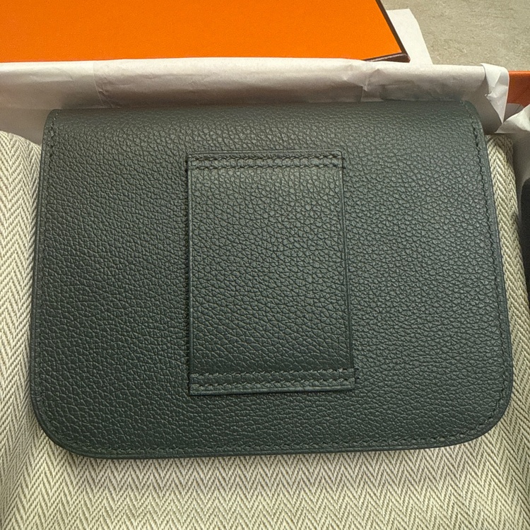 エルメス コンスタンス （ブランドバッグ）の商品画像 - 査定依頼日：2026年3月22日 - 最高査定価格：320,000円