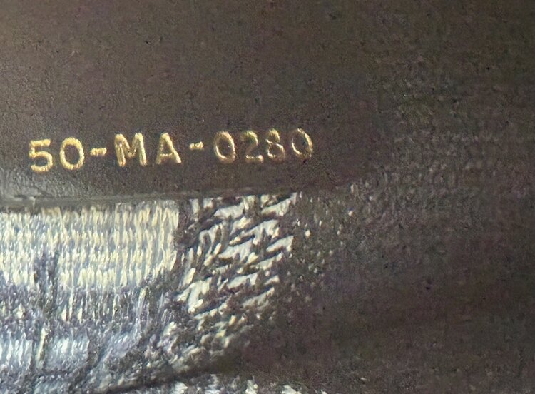 Dior Book Tote Mini ブックトート ディオール オブリークミニ（ブランドバッグ）の商品画像 - 査定依頼日：2025年2月9日 - 最高査定価格：100,000円